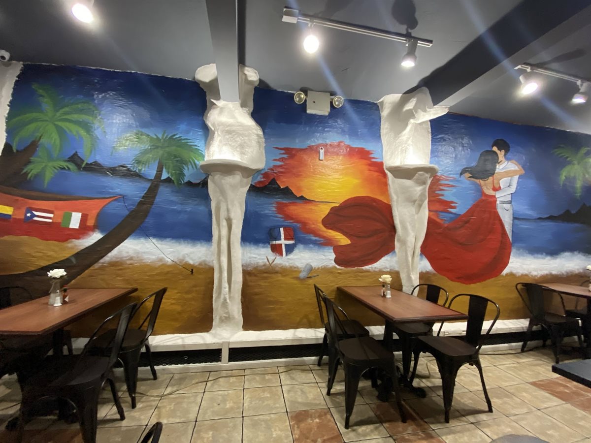 Estrella Latina Bar & Grill | Dominican Restaurant